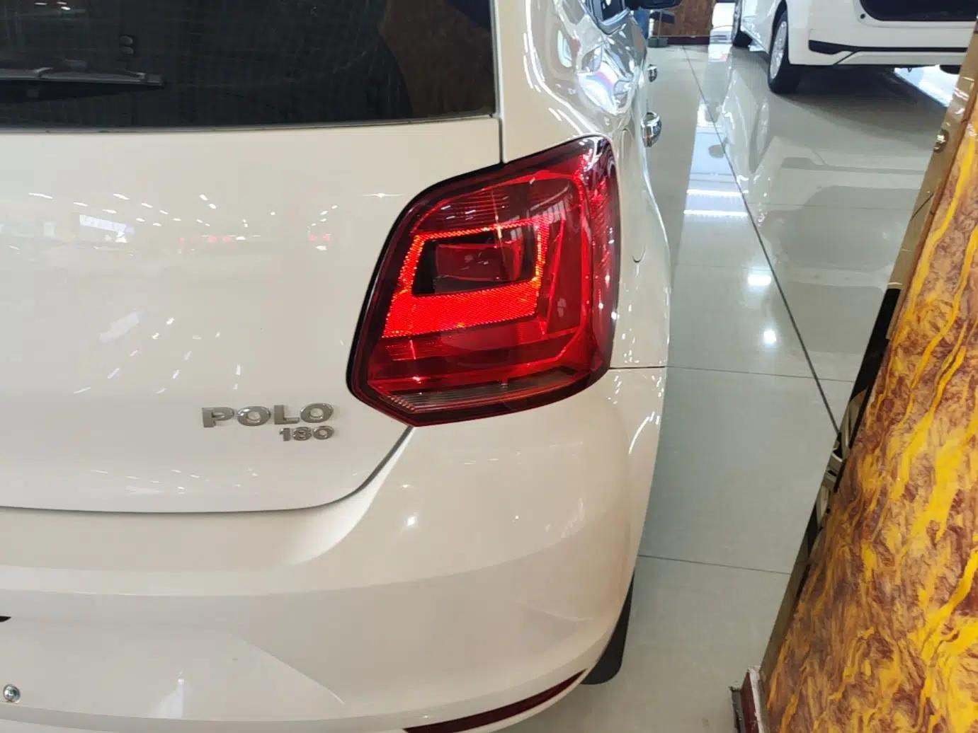 Volkswagen Polo 2018 1.5L Automatic Advanced Driving Model — миниатюра 9