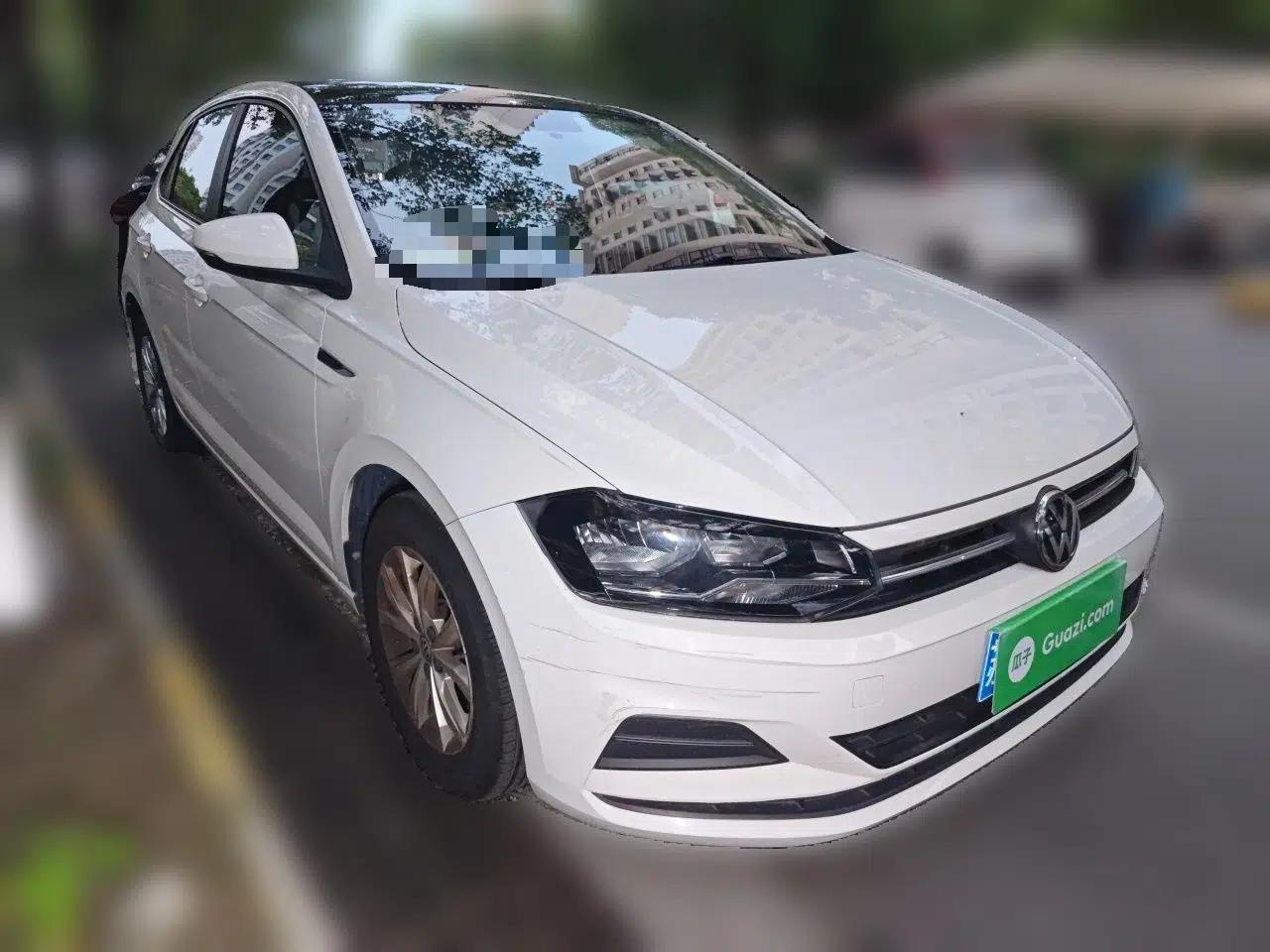 Volkswagen Polo 2019 Plus 1.5L Automatic Colorful Technology Edition — миниатюра 3