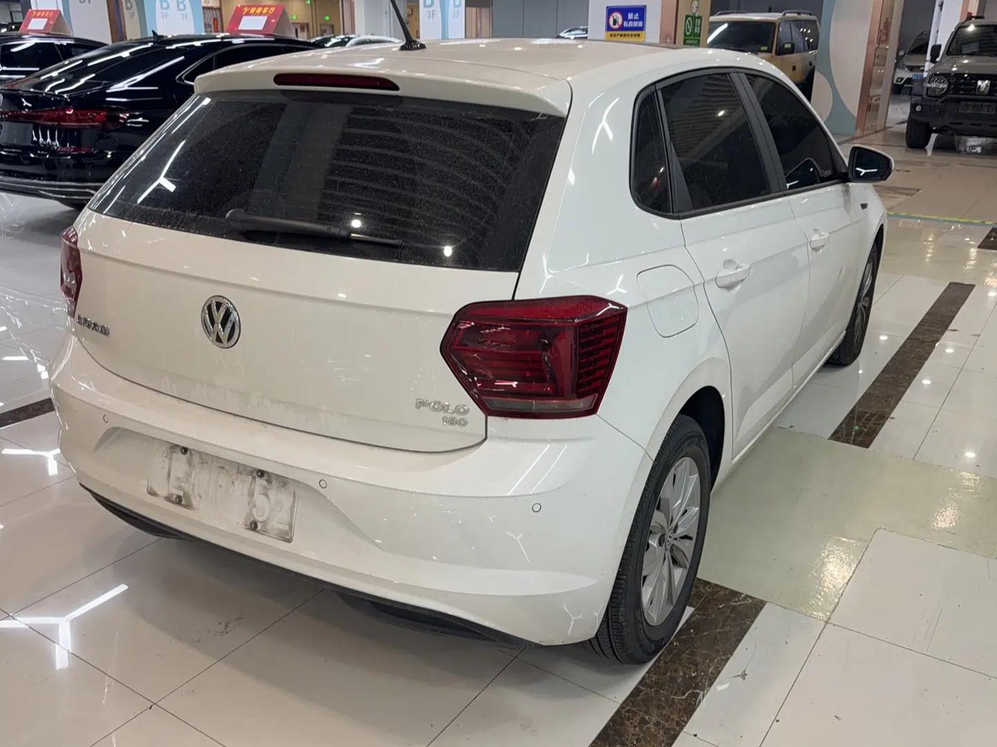 Volkswagen Polo 2019 Plus 1.5L Automatic Colorful Technology Edition — миниатюра 2