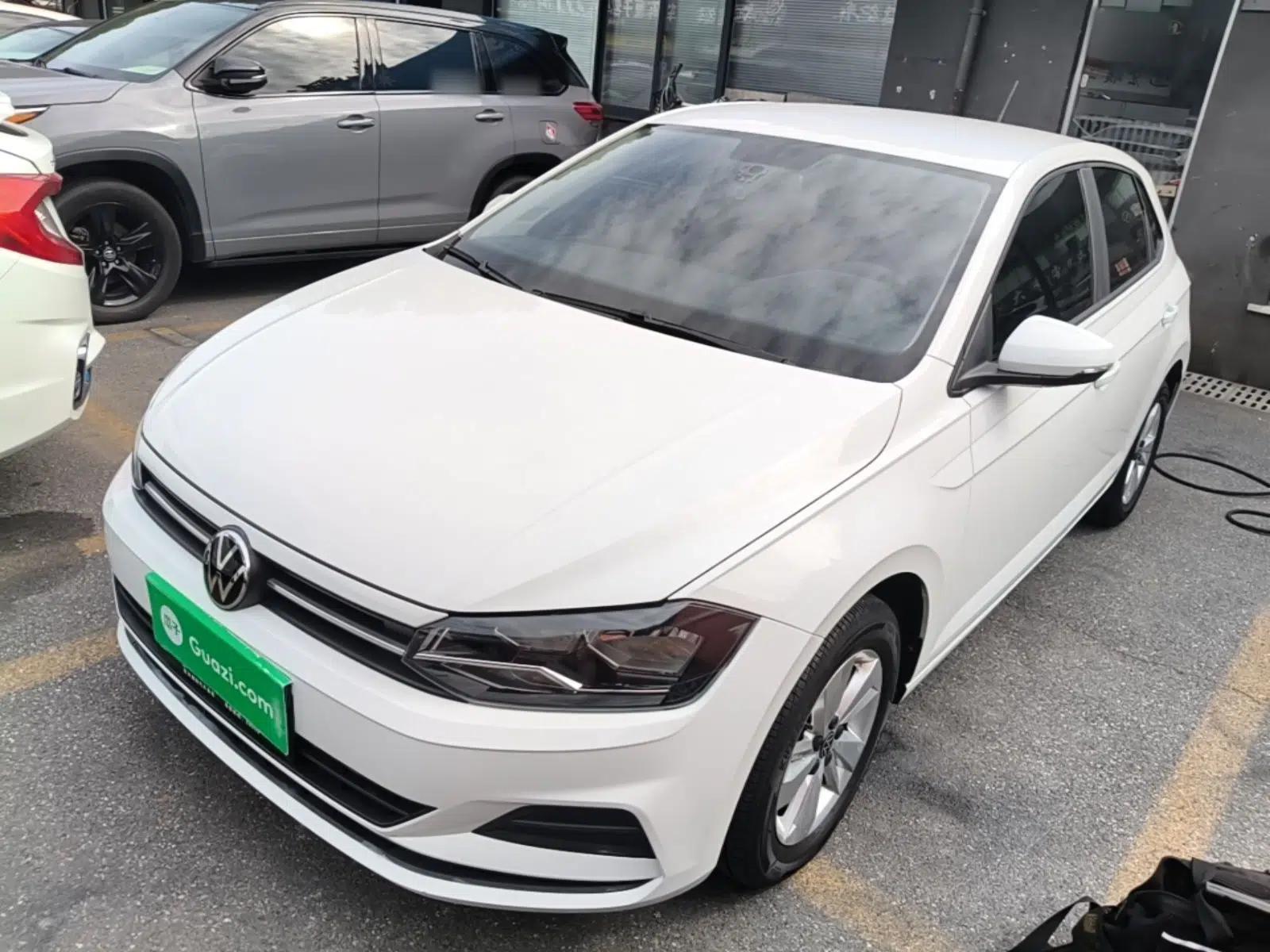 Volkswagen Polo 2023 Plus 1.5L Automatic Enjoy-the-Moment Edition — миниатюра 1