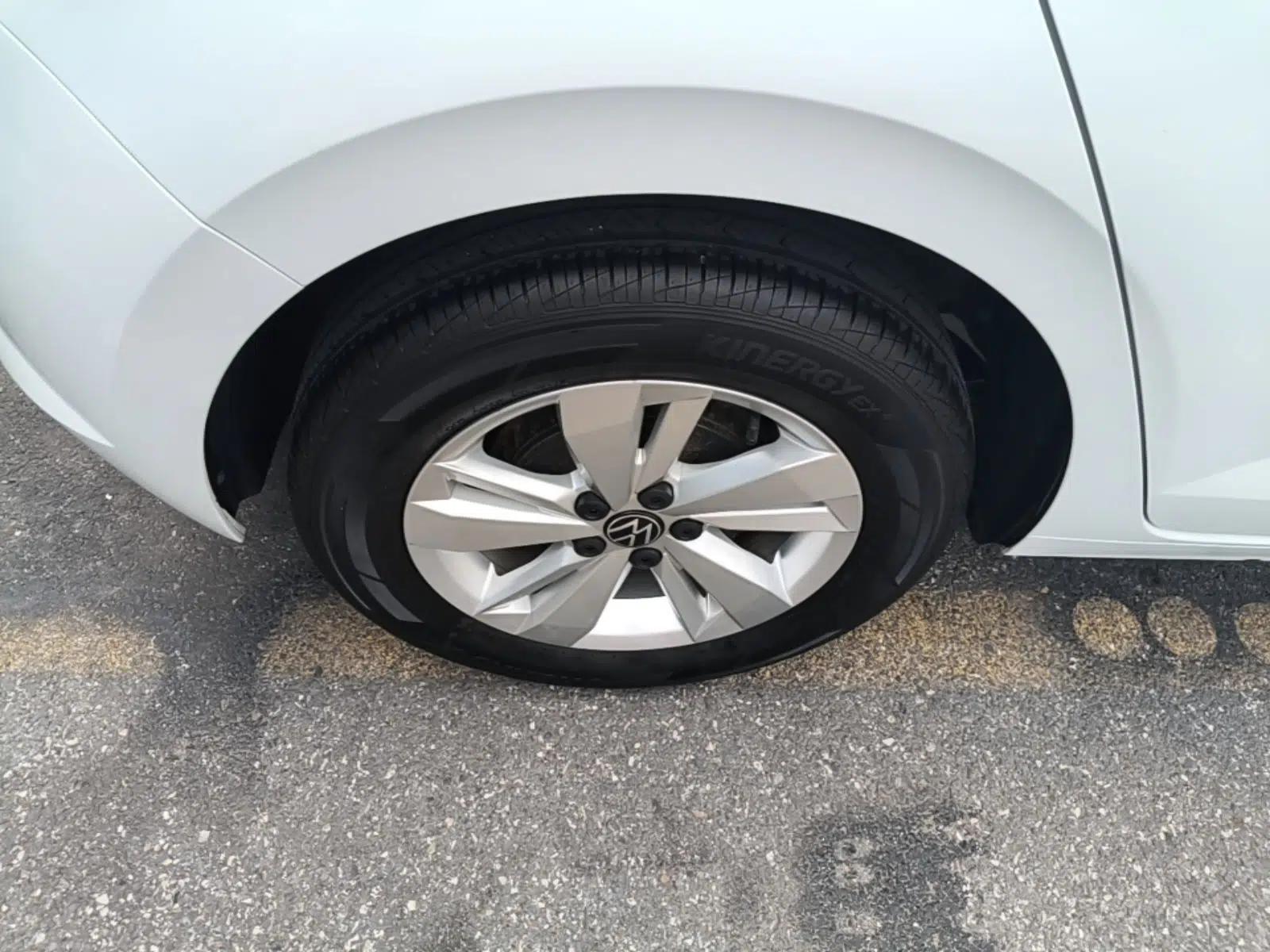 Volkswagen Polo 2023 Plus 1.5L Automatic Enjoy-the-Moment Edition — миниатюра 11