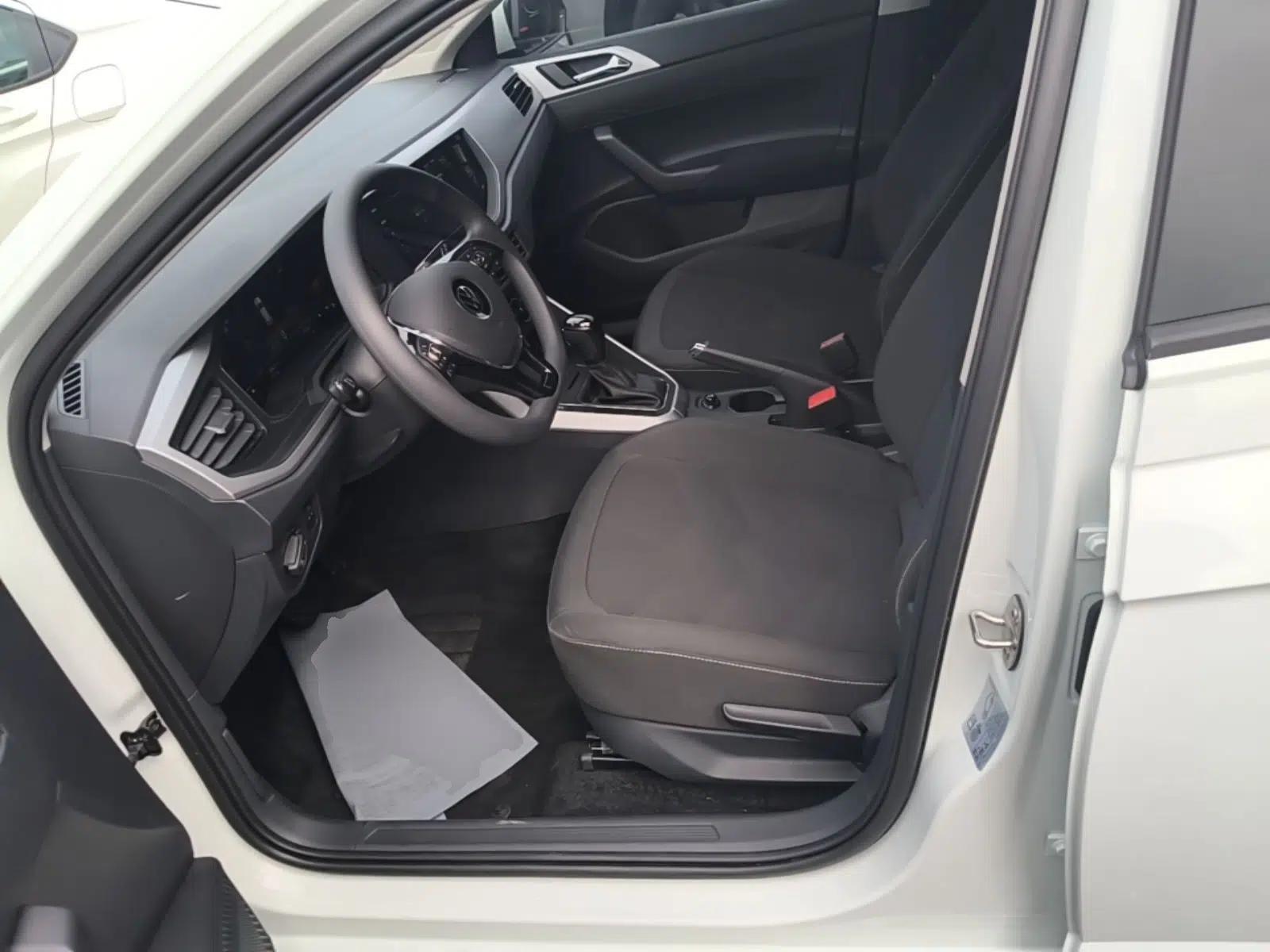 Volkswagen Polo 2023 Plus 1.5L Automatic Enjoy-the-Moment Edition — миниатюра 17