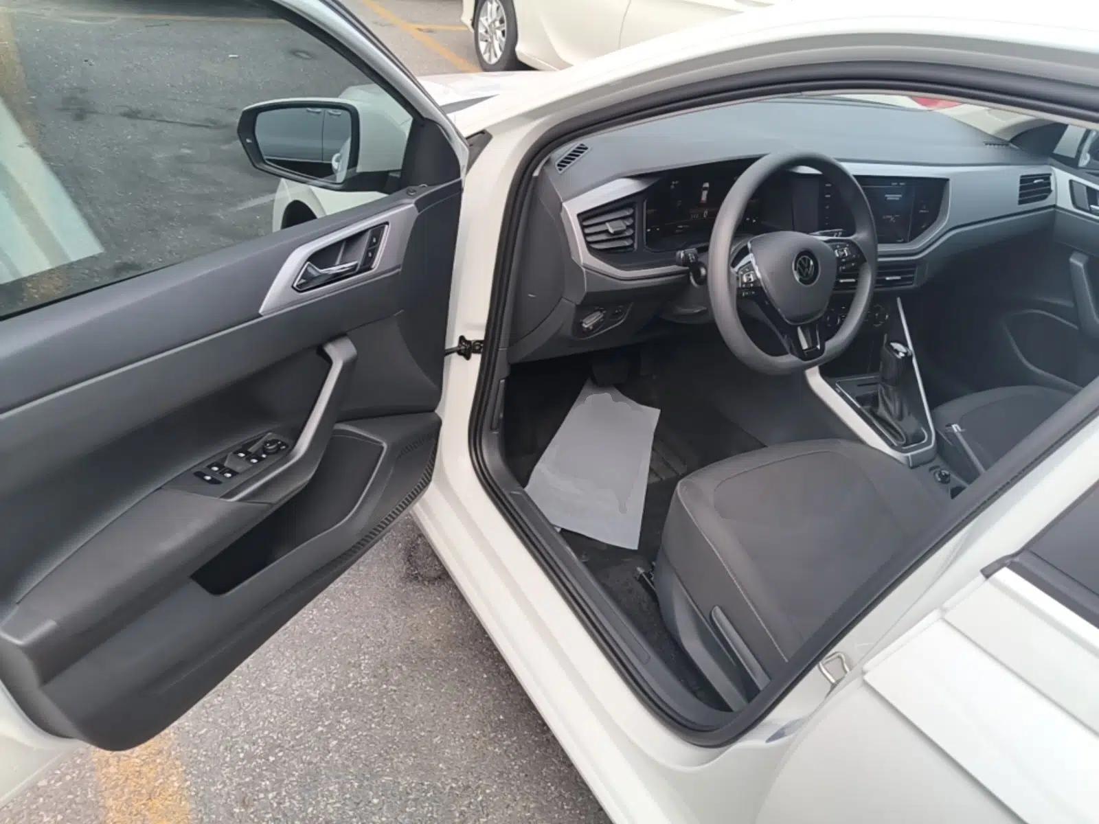 Volkswagen Polo 2023 Plus 1.5L Automatic Enjoy-the-Moment Edition — миниатюра 18