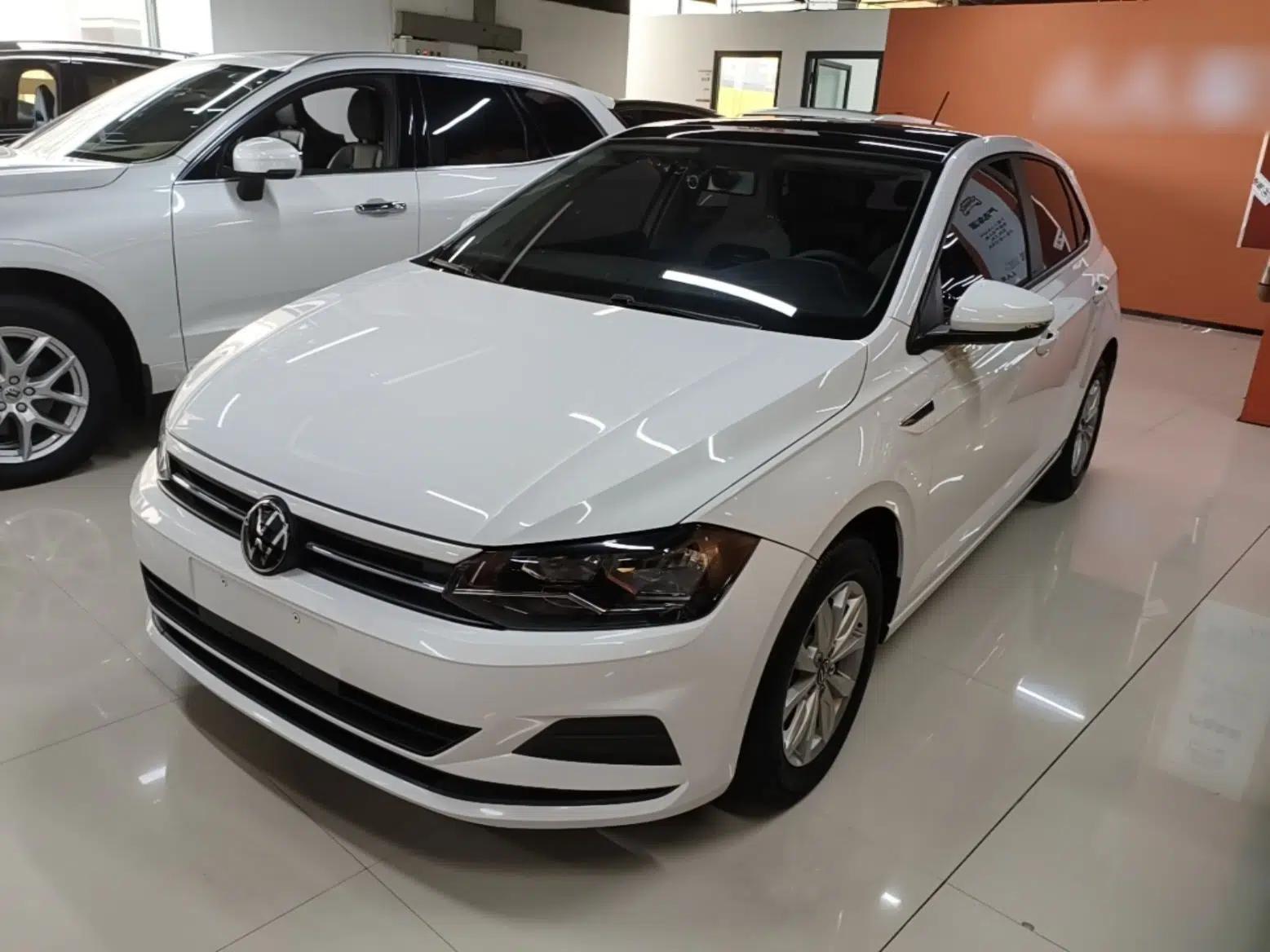 Volkswagen Polo 2023 Plus 1.5L Automatic Colorful Tech Edition — миниатюра 1