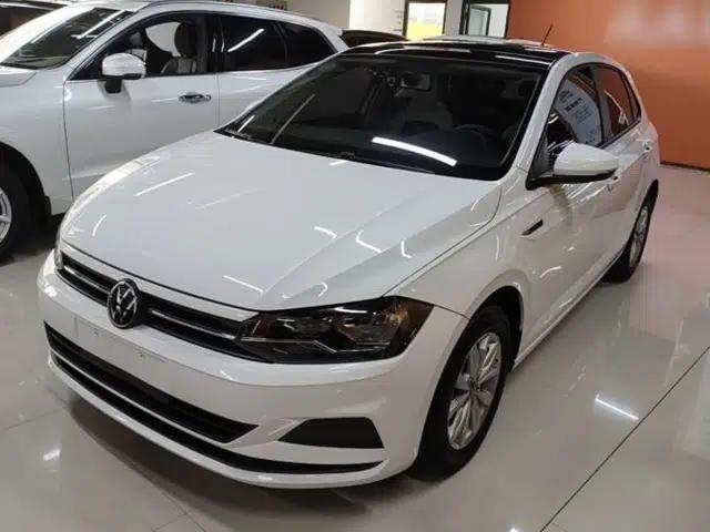 Volkswagen Polo 2023 Plus 1.5L Automatic Colorful Tech Edition