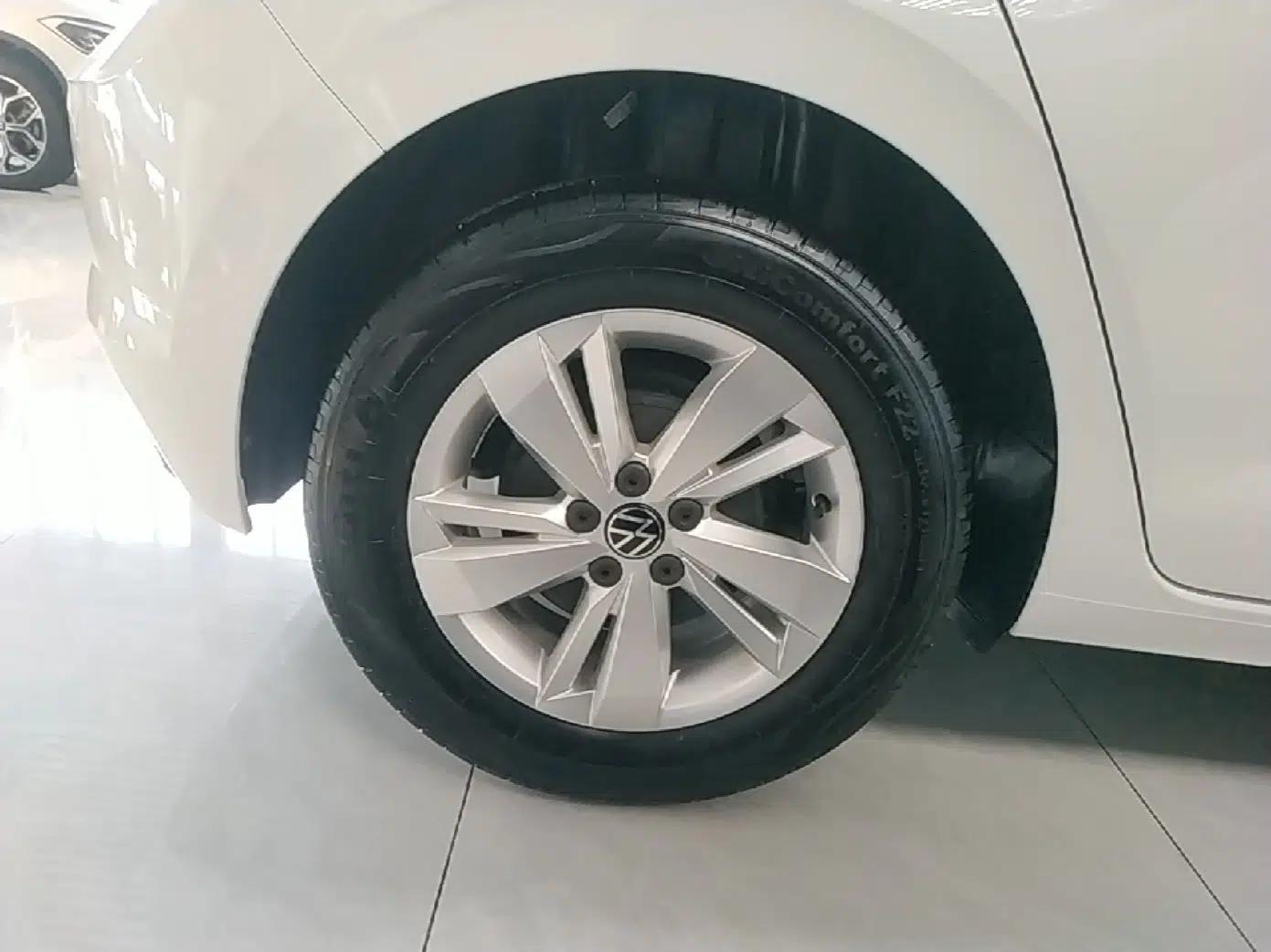 Volkswagen Polo 2023 Revised Plus 1.5L Automatic – Enjoy Life Edition — миниатюра 11