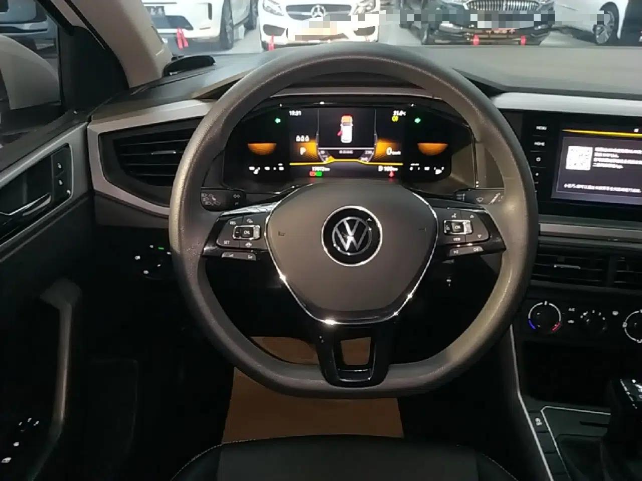 Volkswagen Polo 2023 Revised Plus 1.5L Automatic – Enjoy Life Edition — миниатюра 13