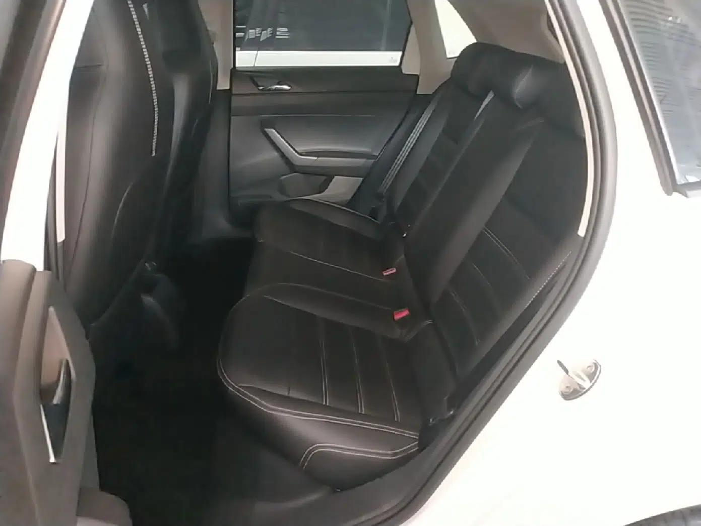 Volkswagen Polo 2023 Revised Plus 1.5L Automatic – Enjoy Life Edition — миниатюра 20