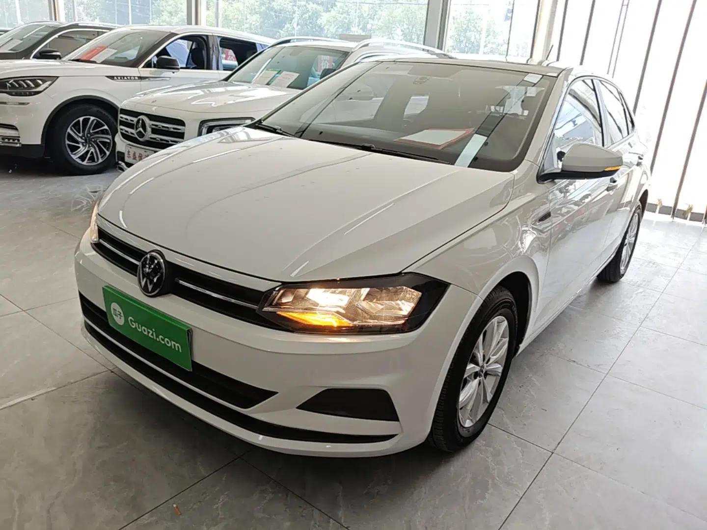 Volkswagen Polo 2023 Restyled Plus 1.5L Automatic Colorful Tech Edition — миниатюра 1
