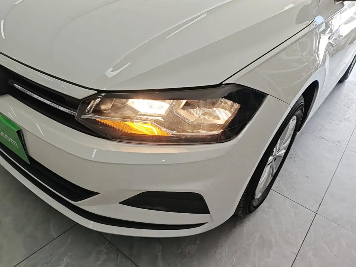 Volkswagen Polo 2023 Restyled Plus 1.5L Automatic Colorful Tech Edition — миниатюра 8