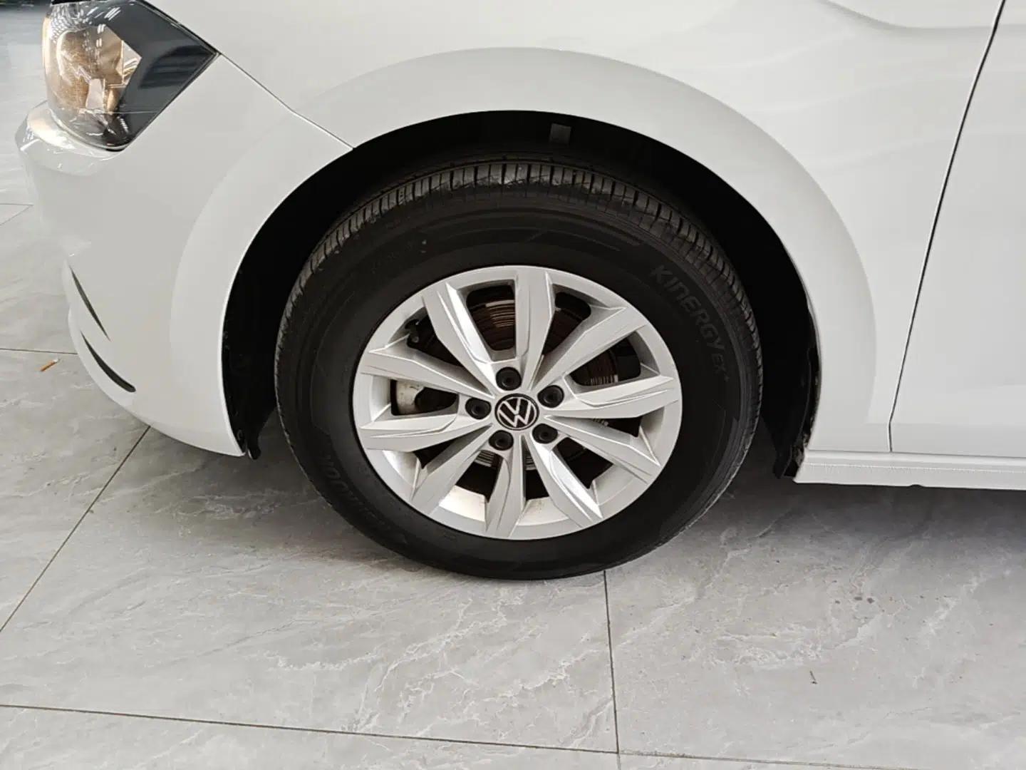 Volkswagen Polo 2023 Restyled Plus 1.5L Automatic Colorful Tech Edition — миниатюра 10