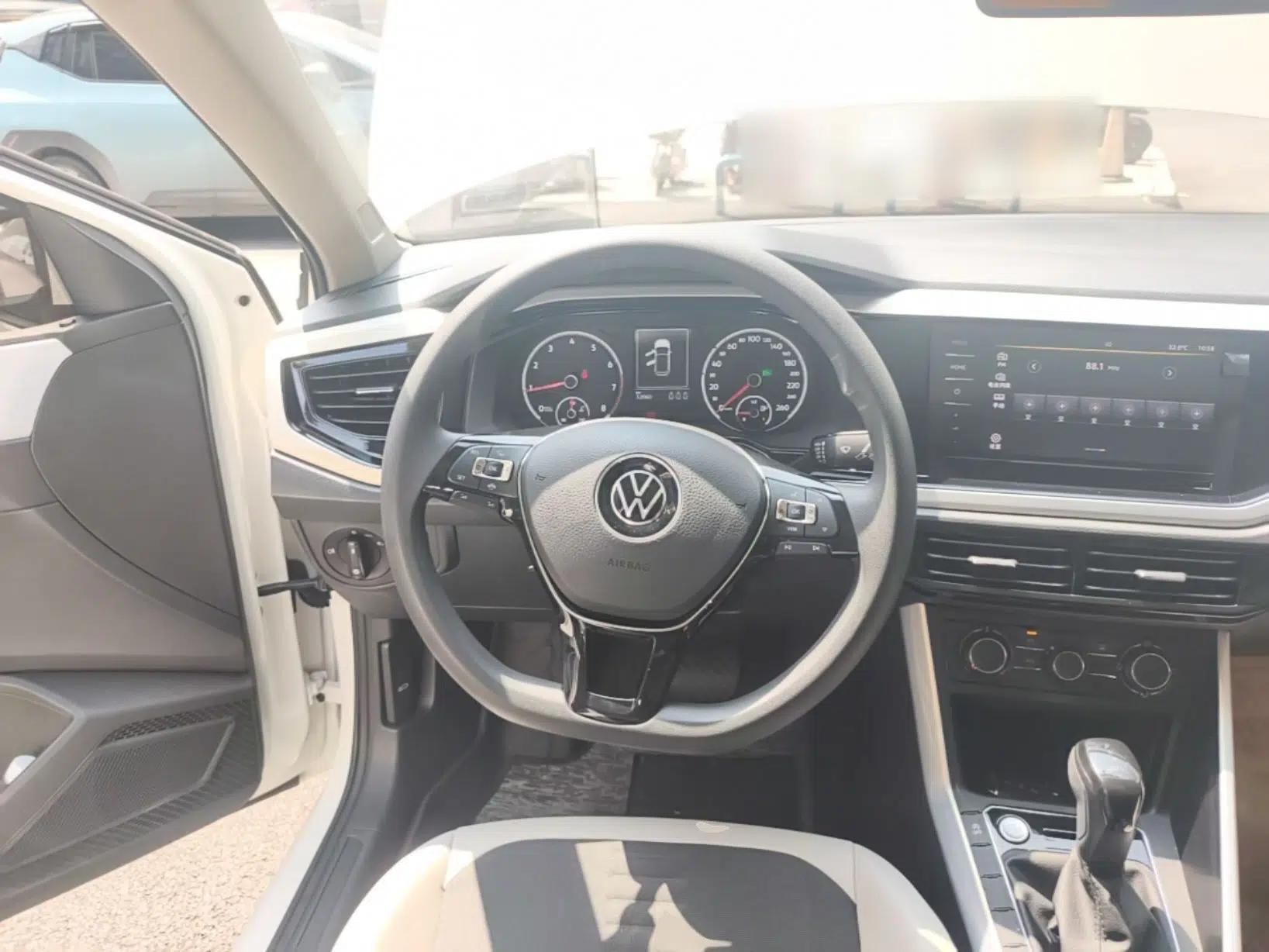 Volkswagen Polo 2021 Plus 1.5L Automatic Colorful Tech Edition — миниатюра 13