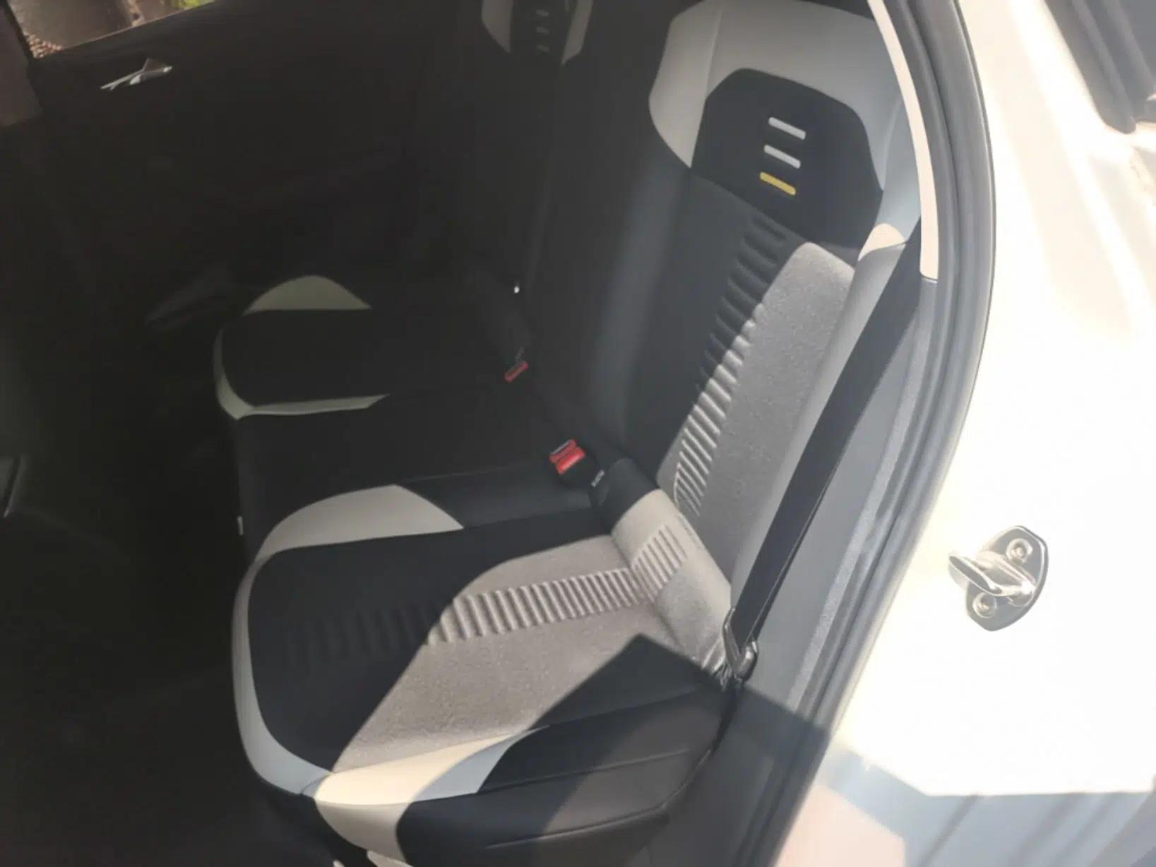 Volkswagen Polo 2021 Plus 1.5L Automatic Colorful Tech Edition — миниатюра 20