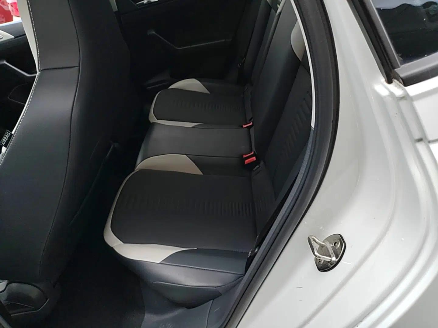 Volkswagen Polo 2023 Facelift Plus 1.5L Automatic Trendy & Tech-Savvy Luxury Edition — миниатюра 20