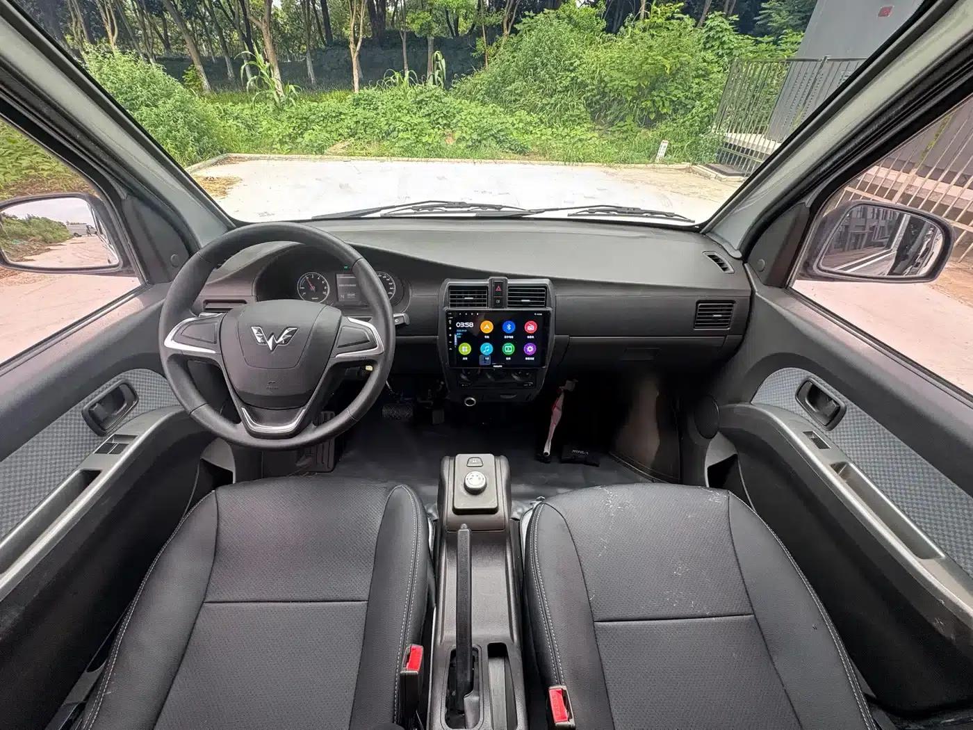 Wuling Rongguang EV 2022 Basic Bus with Penghui Battery — миниатюра 6