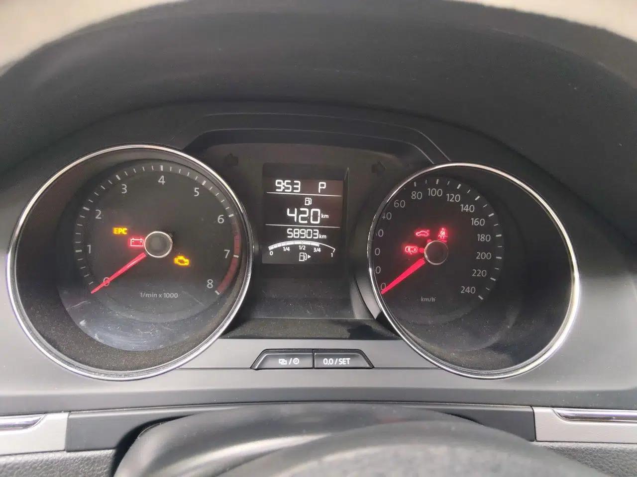 Volkswagen Bora 2015 Qihui Edition 1.6L Automatic Fashion Model — миниатюра 11