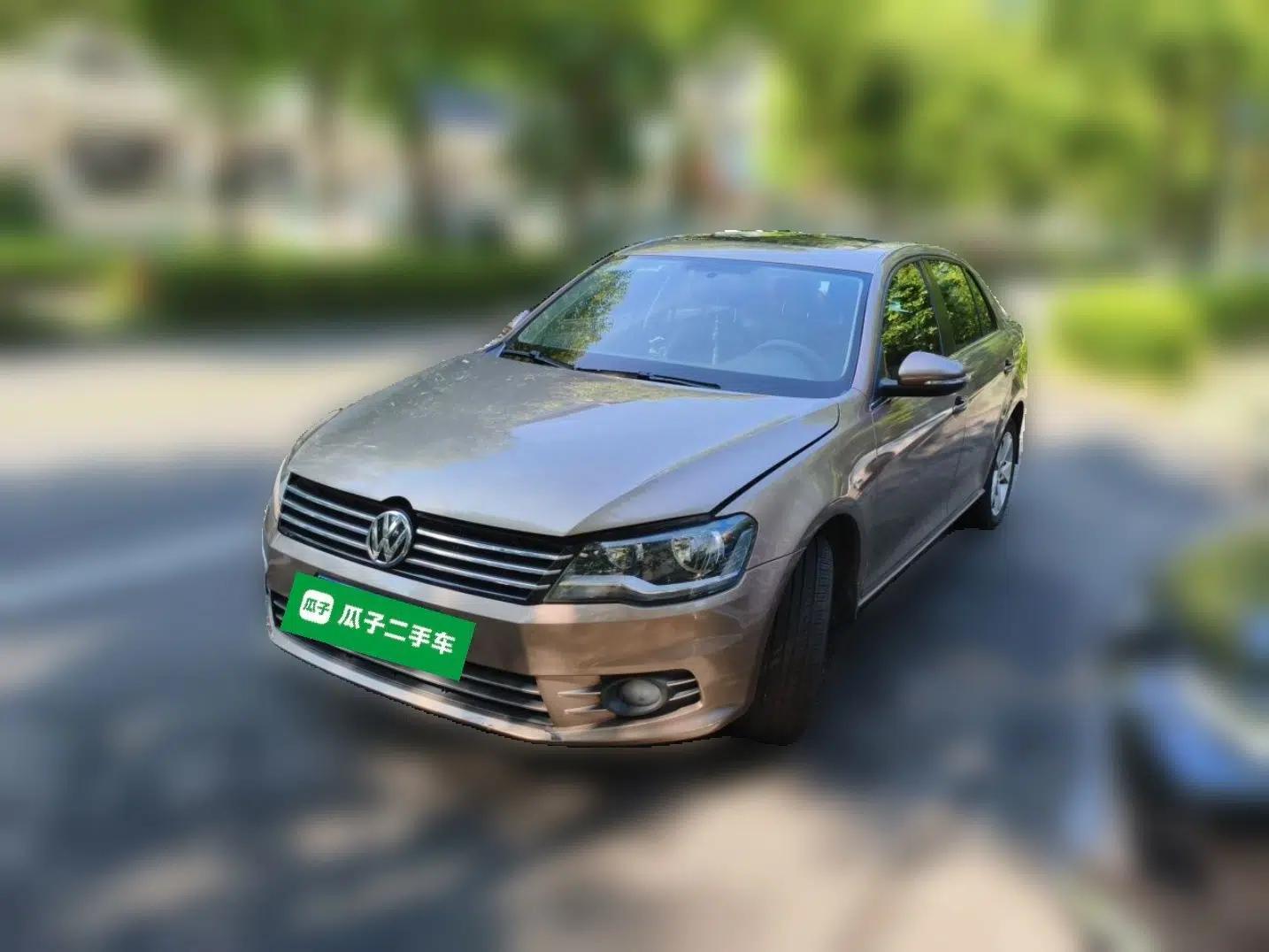 Volkswagen Bora 2014 1.6L Automatic Comfort Model — миниатюра 1