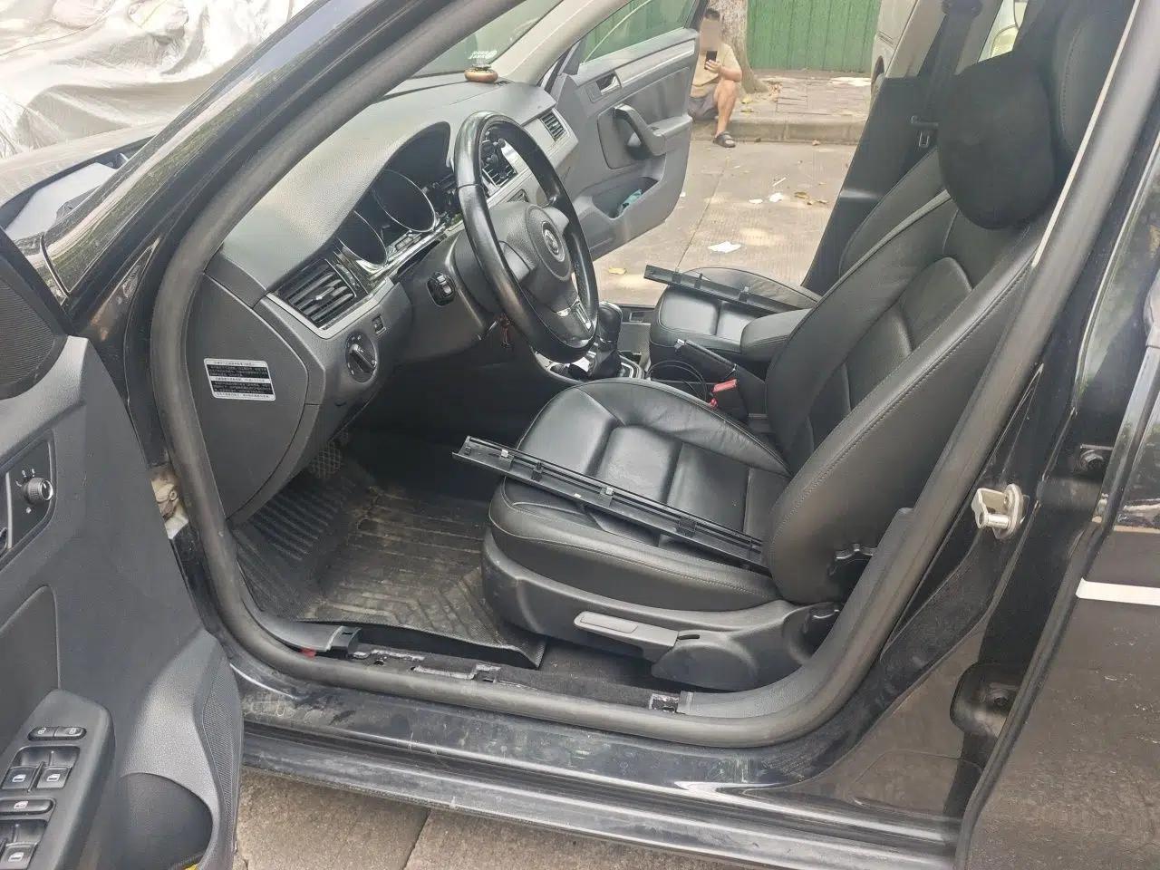Volkswagen Bora 2013 1.6L Automatic Comfort Model — миниатюра 16