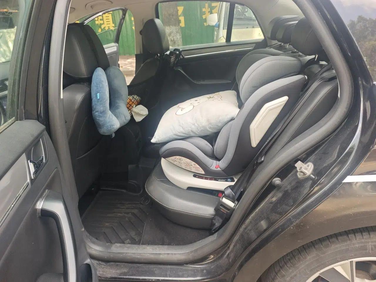 Volkswagen Bora 2013 1.6L Automatic Comfort Model — миниатюра 17