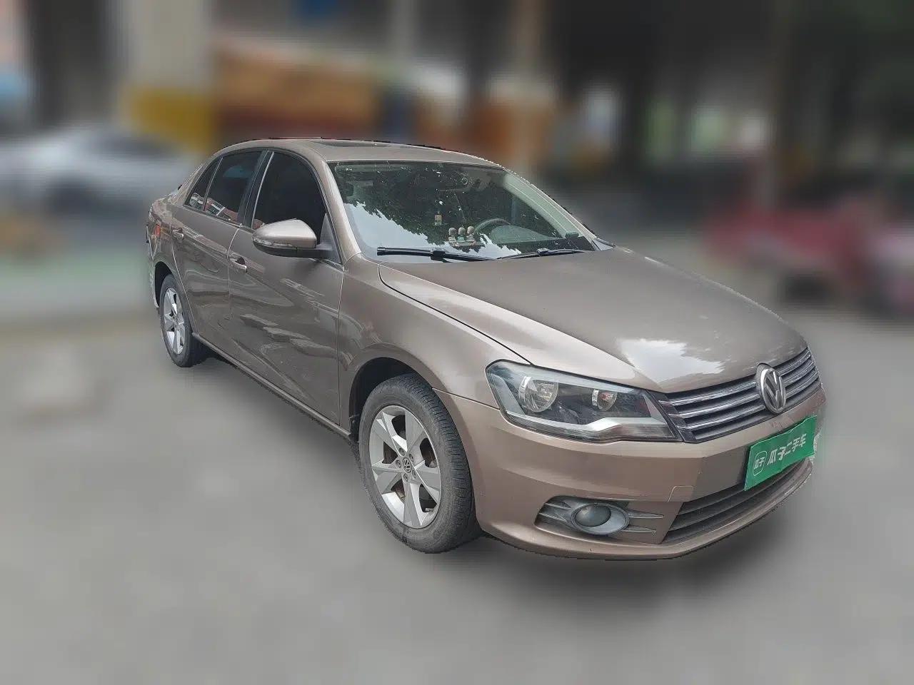 Volkswagen Bora 2013 1.4T Automatic Comfort Model — миниатюра 3