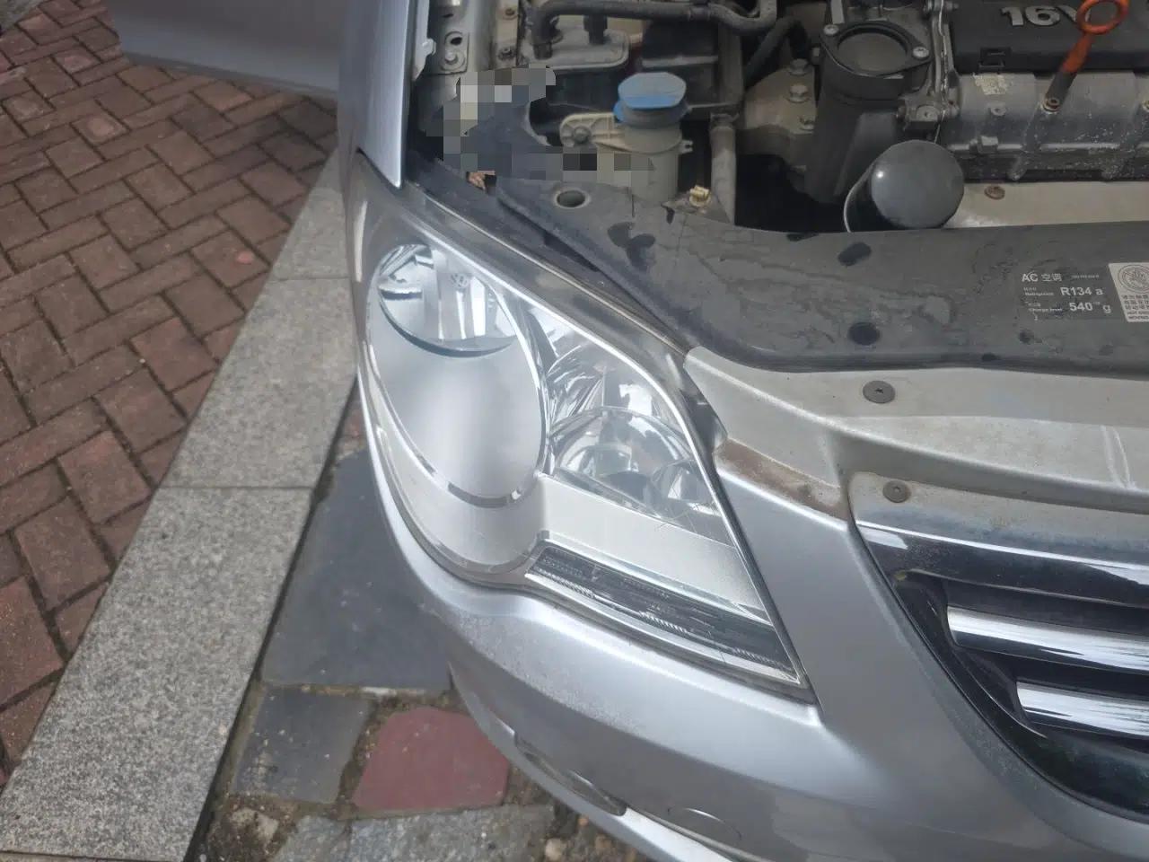 Volkswagen Bora 2012 1.6L Manual Fashion Edition — миниатюра 7