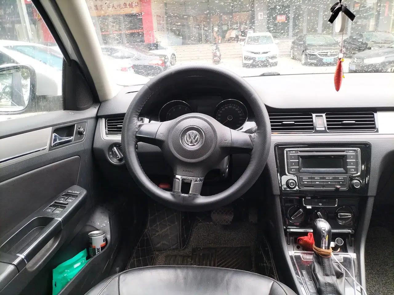 Volkswagen Bora 2013 1.4T Automatic Comfort Model — миниатюра 10