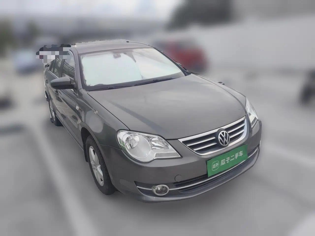 Volkswagen Bora 2012 1.6L Manual Fashion Edition — миниатюра 3