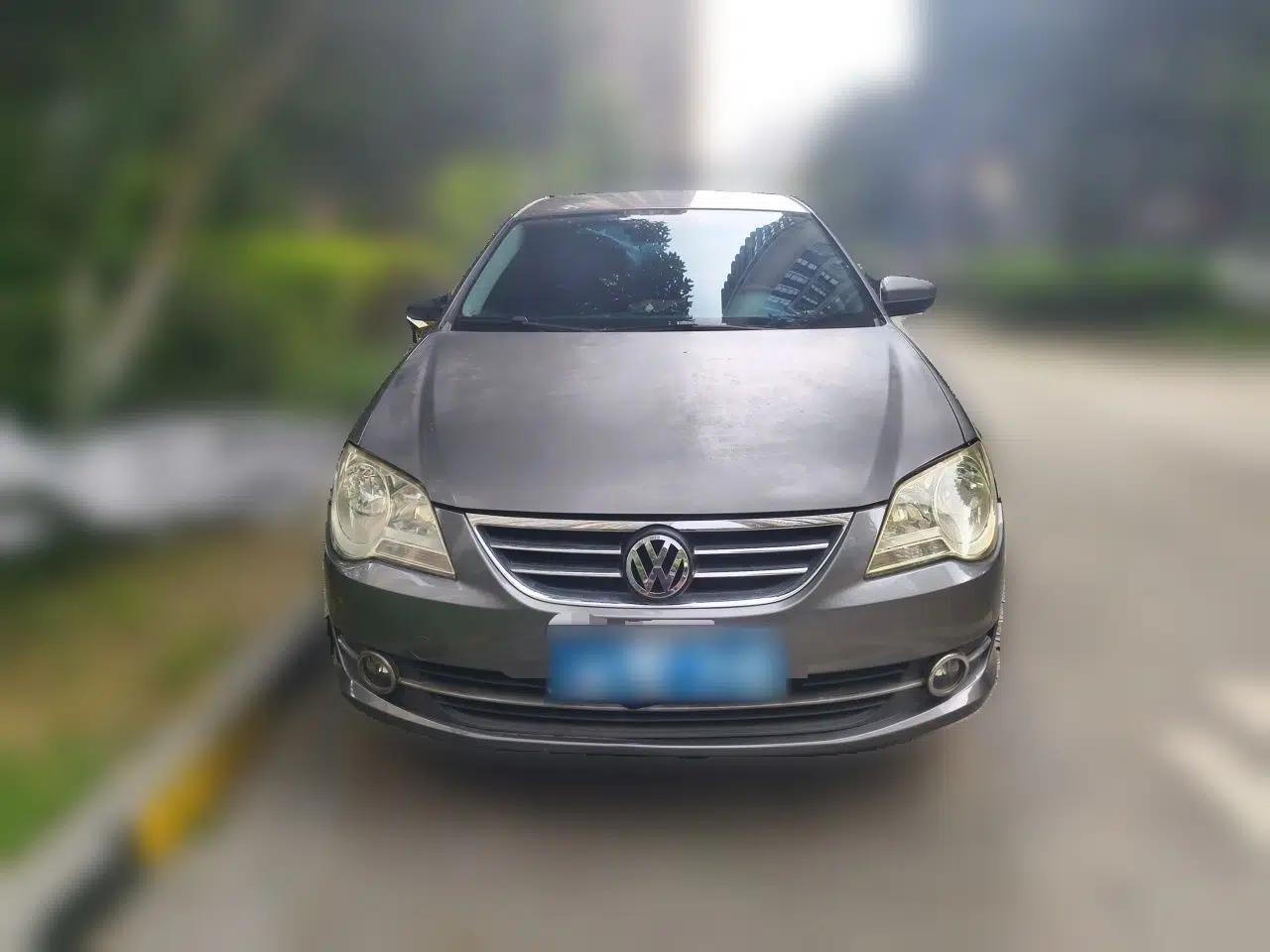 Volkswagen Bora 2011 1.6L Automatic Fashion Edition — миниатюра 2
