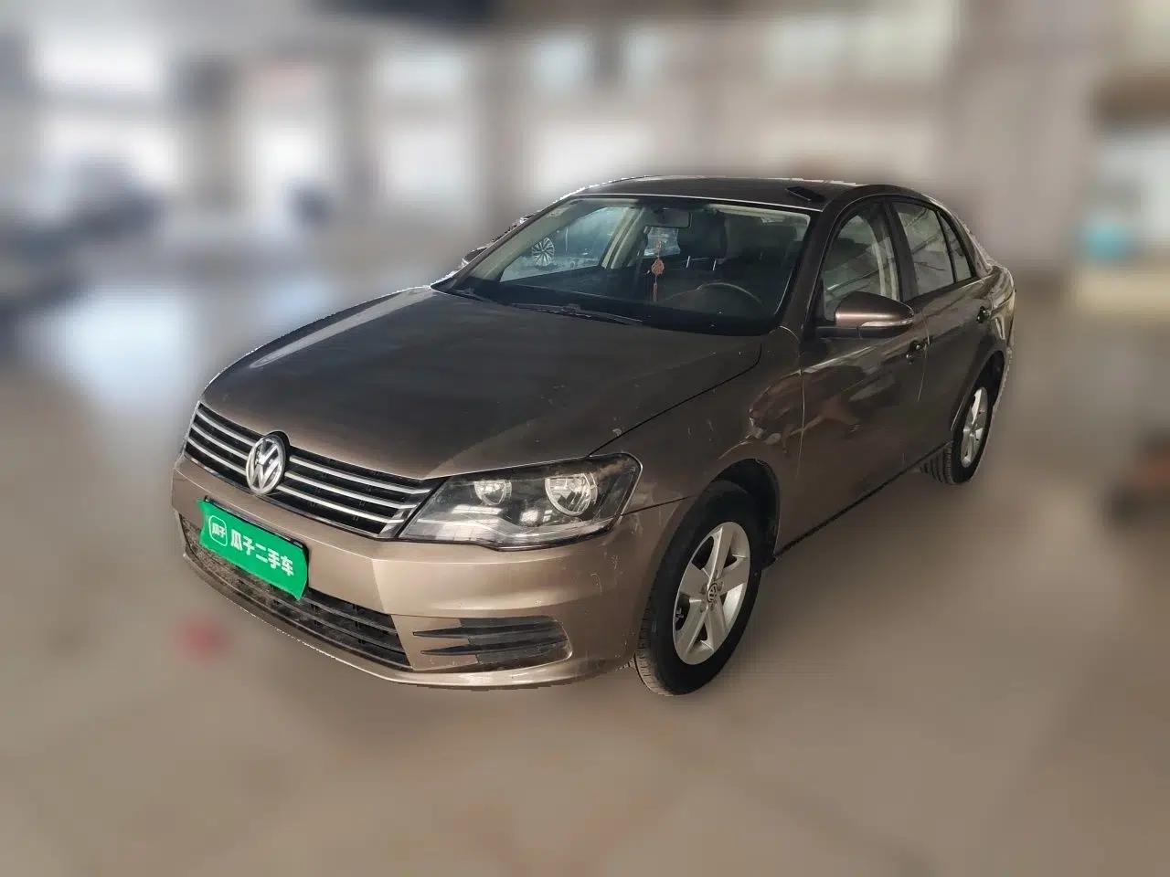 Volkswagen Bora 2014 1.6L Automatic Fashion Model — миниатюра 1