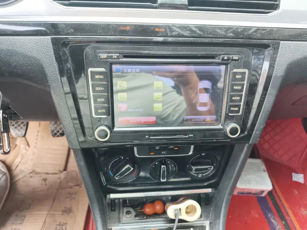 Volkswagen Bora 2017 1.6L Manual Comfort Model — миниатюра 13