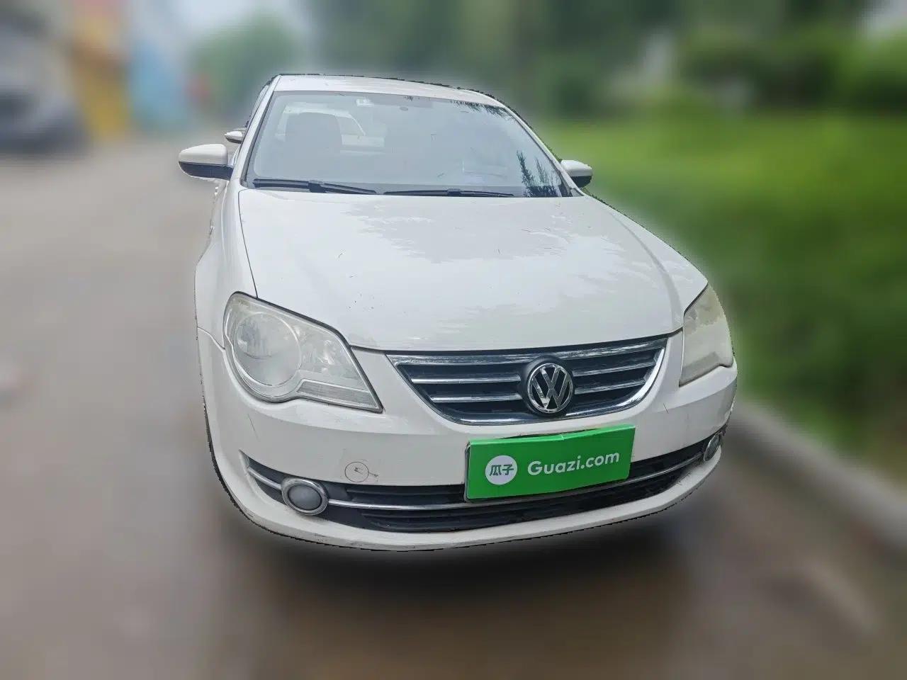 Volkswagen Bora 2011 1.6L Manual Fashion Edition — миниатюра 2