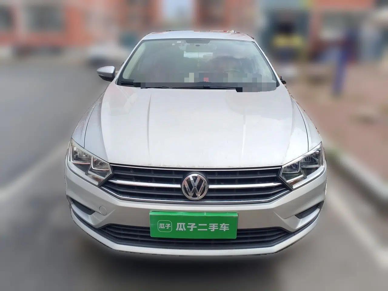 Volkswagen Bora 2016 1.6L Manual Fashion Edition — миниатюра 2
