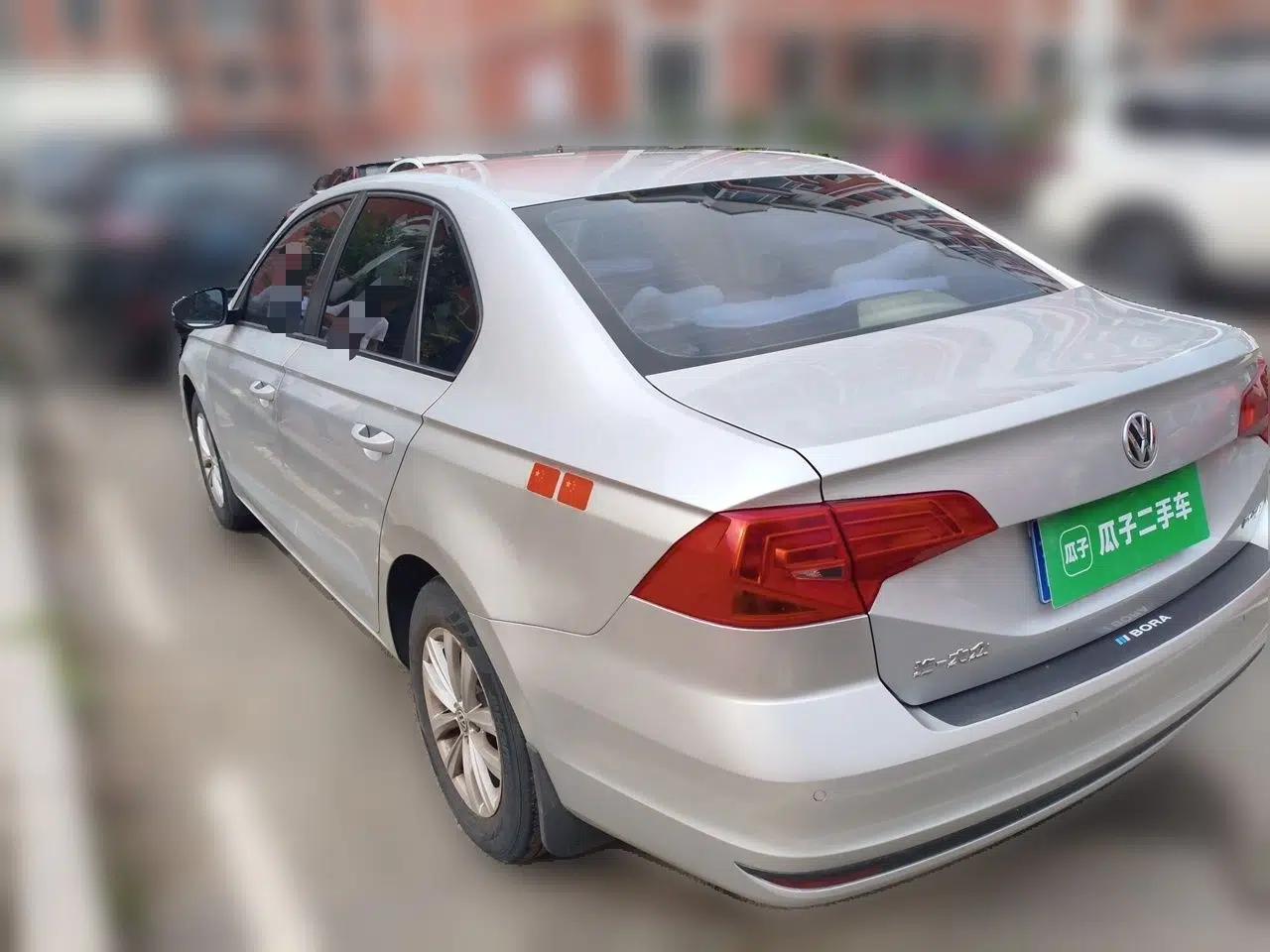 Volkswagen Bora 2016 1.6L Manual Fashion Edition — миниатюра 4