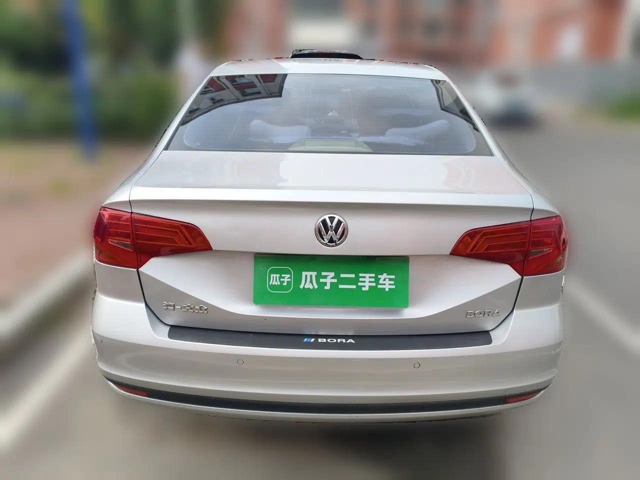 Volkswagen Bora 2016 1.6L Manual Fashion Edition — миниатюра 5