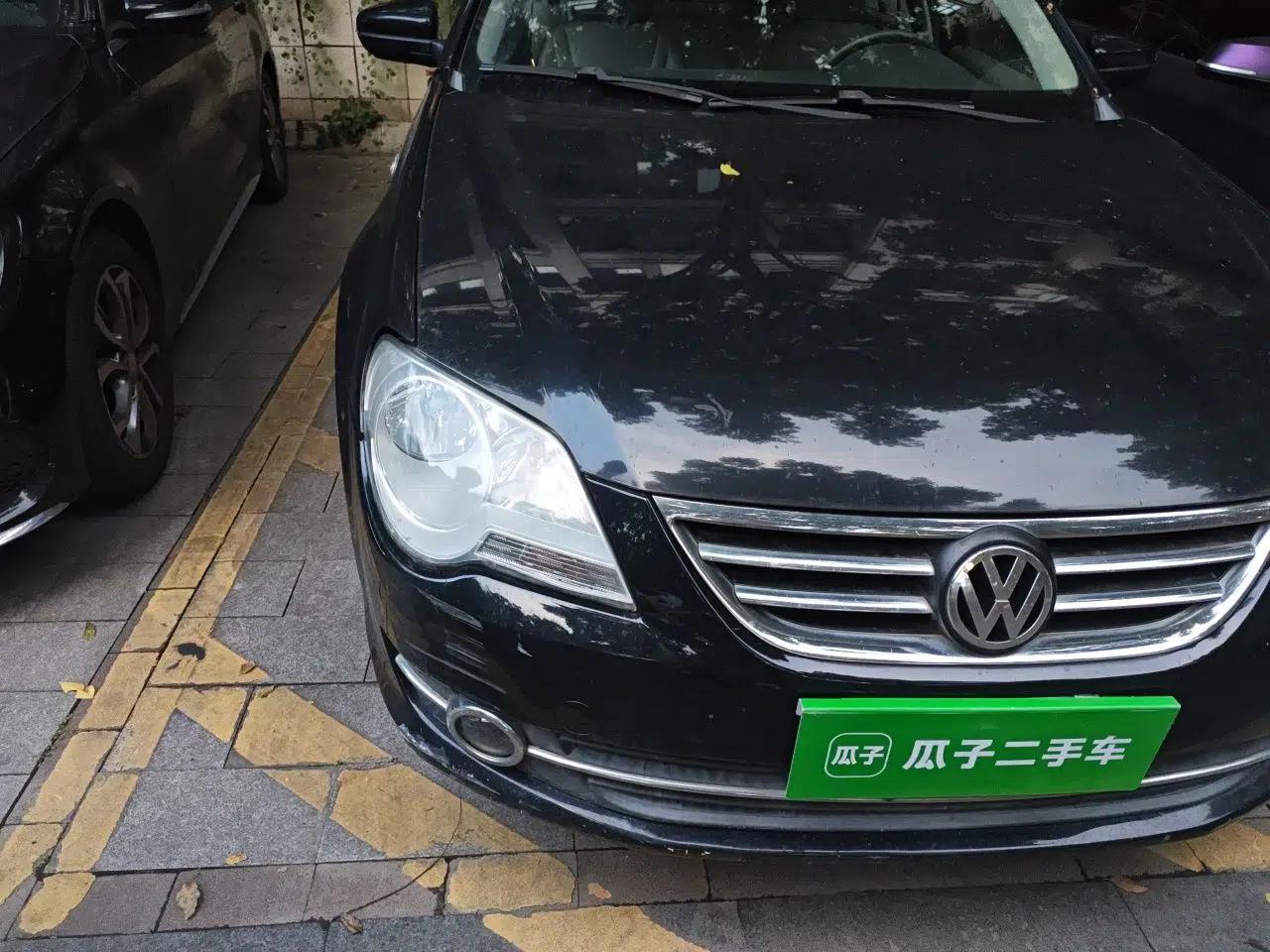 Volkswagen Bora 2012 1.6L Automatic Fashion Edition — миниатюра 7