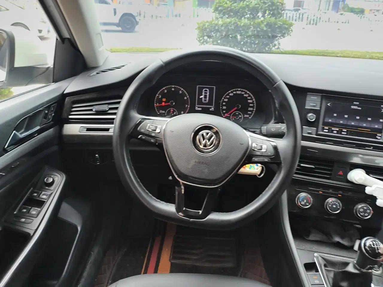 Volkswagen Bora 2019 Revised Version 1.5L Manual Comfort Edition China VI Standard — миниатюра 10