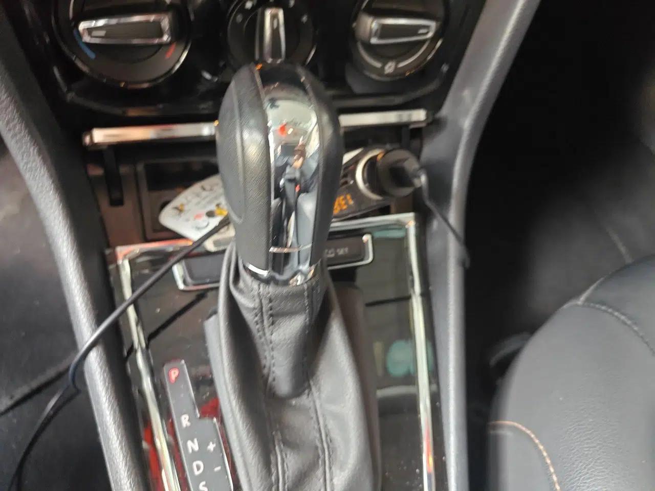 Volkswagen Bora 2017 1.6L Automatic Comfort Model — миниатюра 13