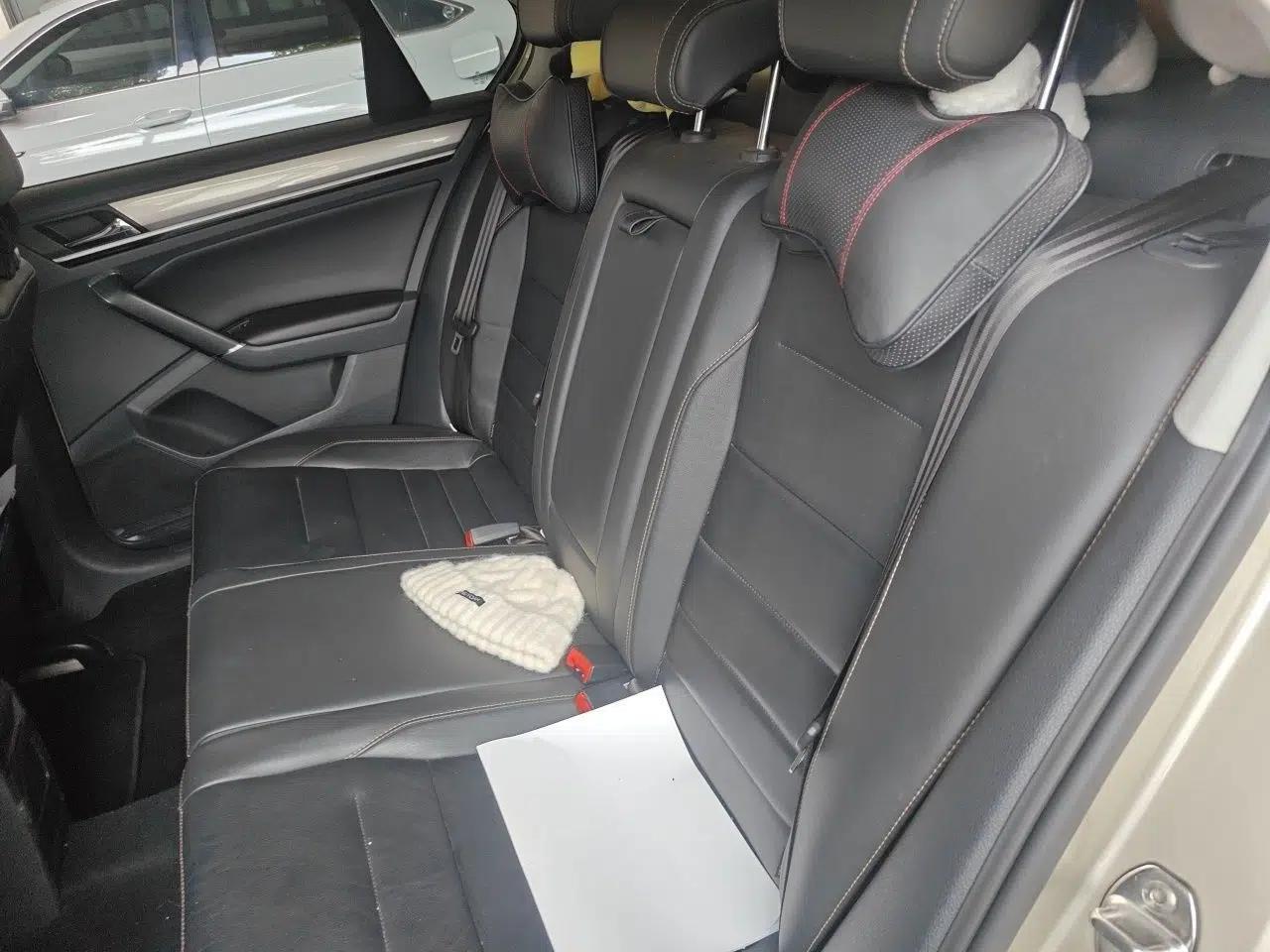 Volkswagen Bora 2017 1.6L Automatic Comfort Model — миниатюра 20