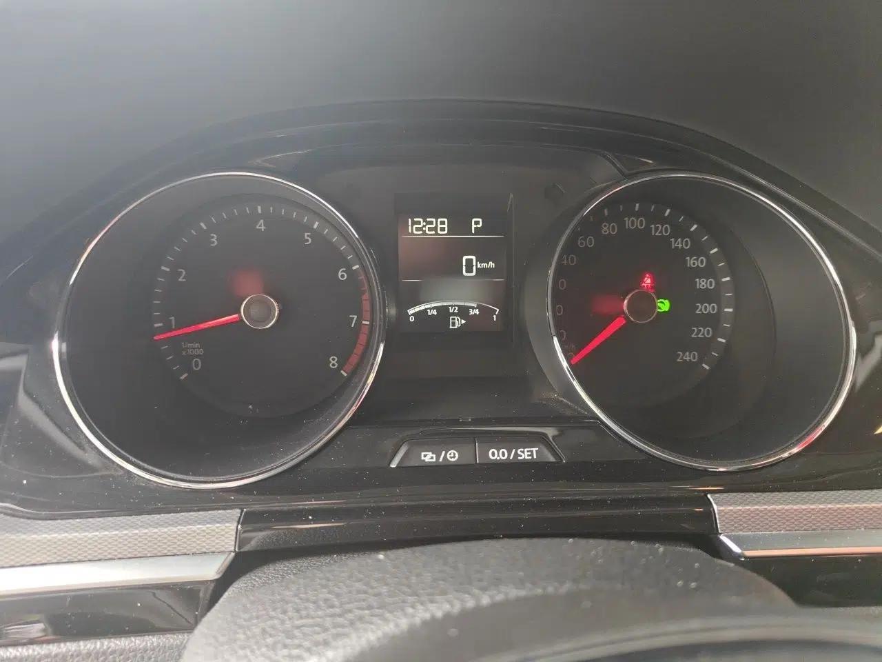 Volkswagen Bora 2017 1.6L Automatic Comfort Model — миниатюра 10