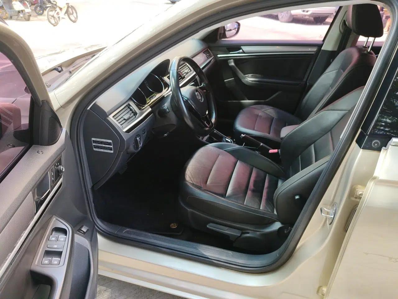 Volkswagen Bora 2016 1.6L Automatic Comfort Model — миниатюра 19