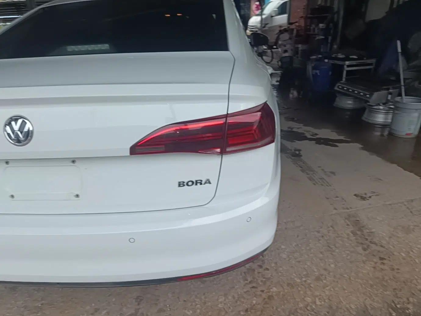 Volkswagen Bora 2019 1.5L Manual Fashion Edition — миниатюра 9