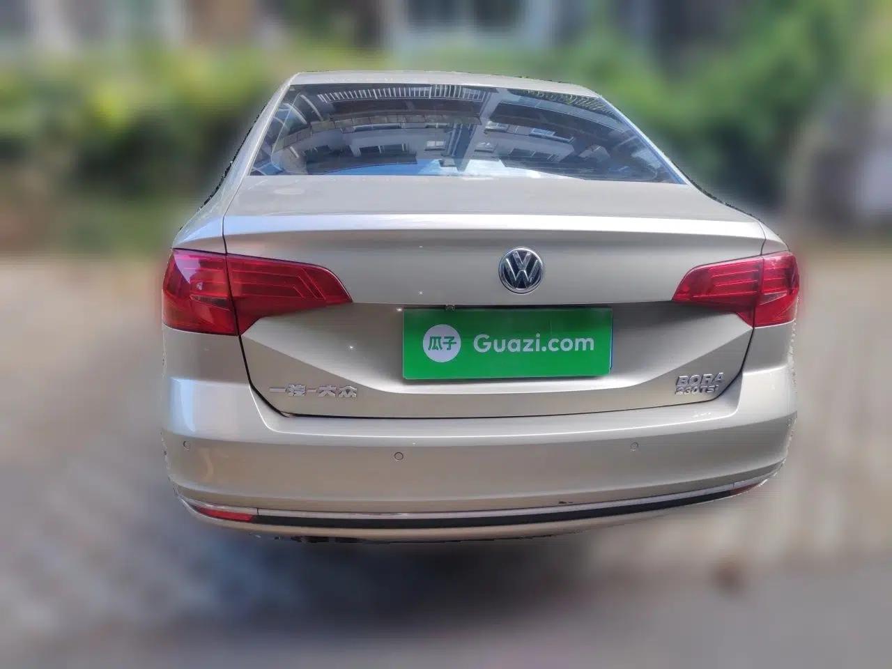 Volkswagen Bora 2016 230TSI DSG Comfort Model — миниатюра 5
