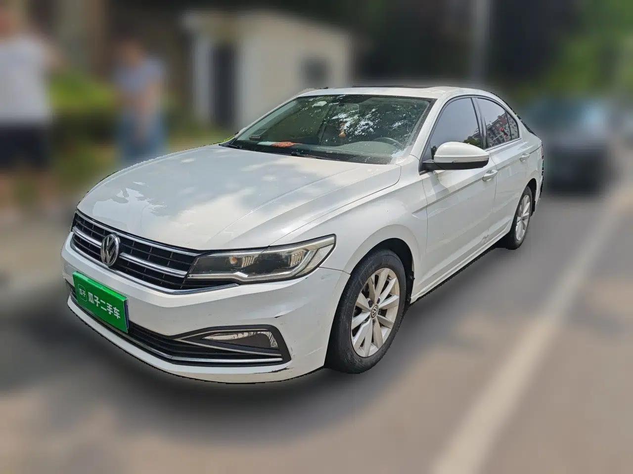 Volkswagen Bora 2020 1.5L Automatic Comfort Model — миниатюра 1