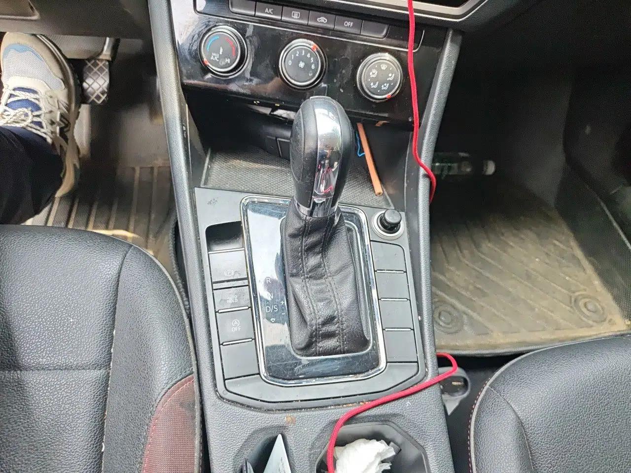 Volkswagen Bora 2020 1.5L Automatic Comfort Model — миниатюра 14