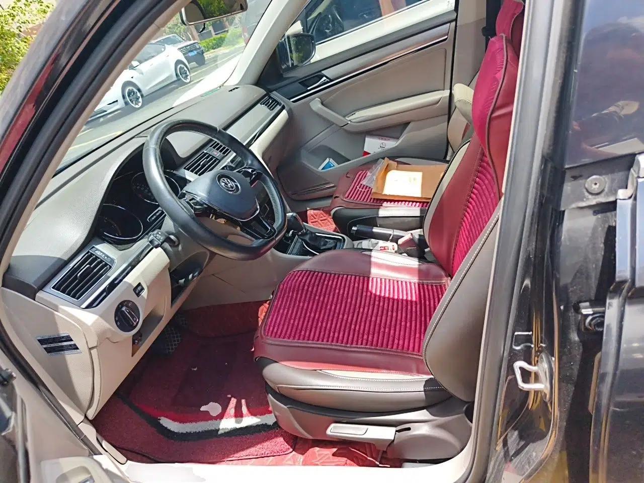 Volkswagen Bora 2016 1.6L Automatic Comfort Model — миниатюра 15