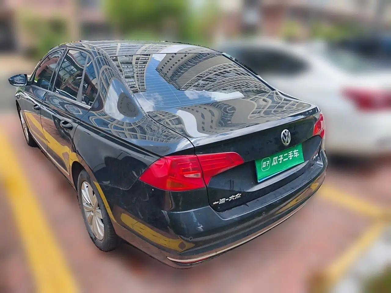 Volkswagen Bora 2016 1.6L Automatic Comfort Model — миниатюра 4