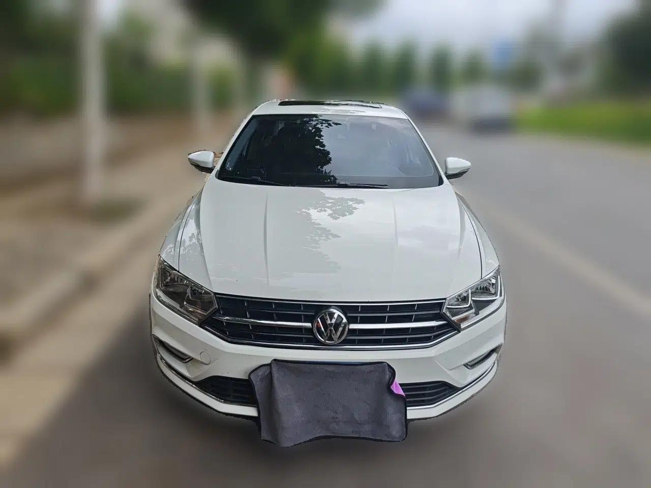 Volkswagen Bora 2018 1.5L Automatic Comfort Model — миниатюра 2
