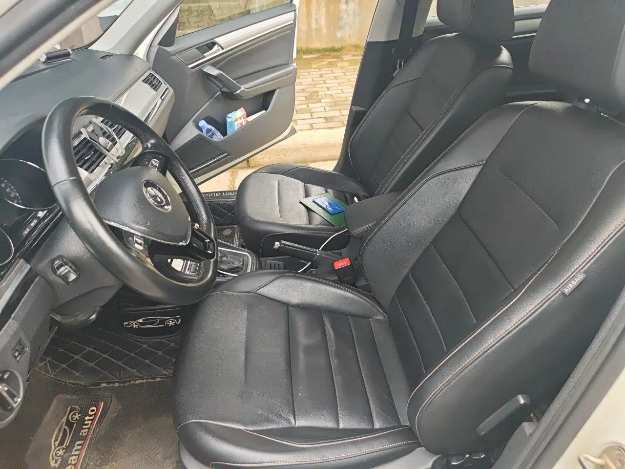 Volkswagen Bora 2018 1.5L Automatic Comfort Model — миниатюра 15