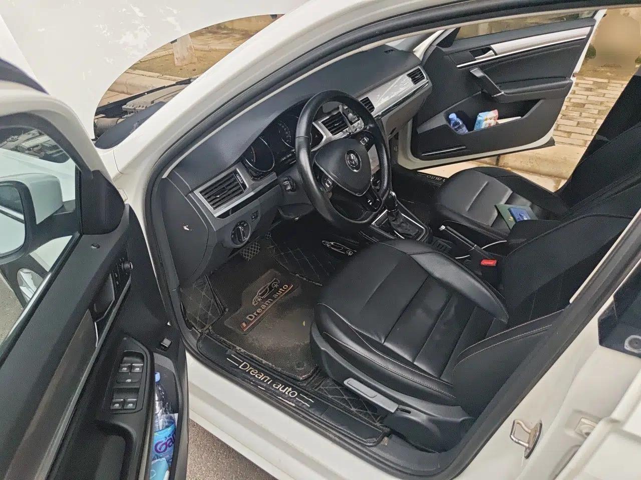 Volkswagen Bora 2018 1.5L Automatic Comfort Model — миниатюра 16