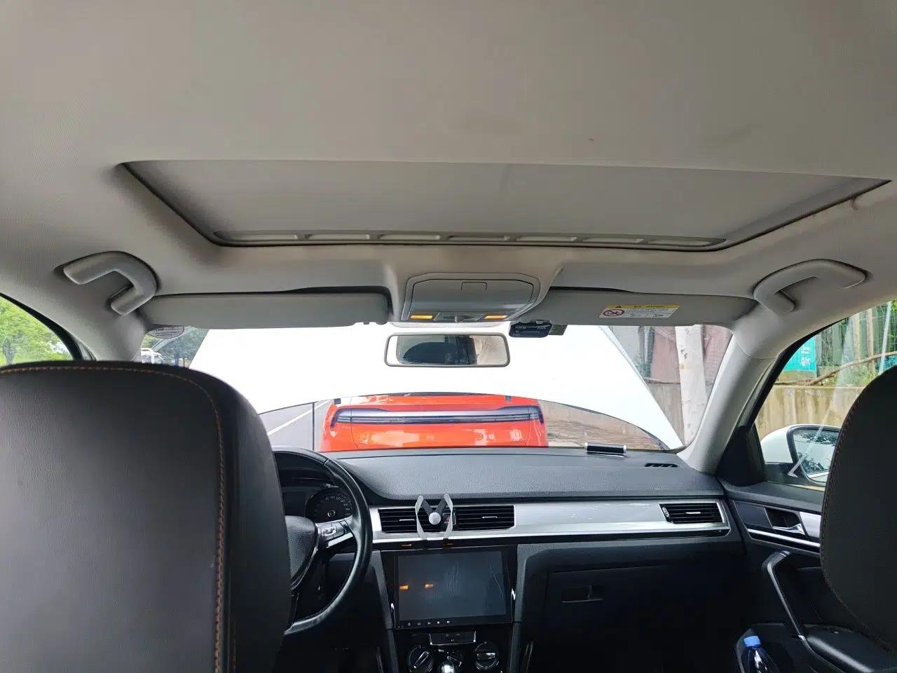 Volkswagen Bora 2018 1.5L Automatic Comfort Model — миниатюра 18